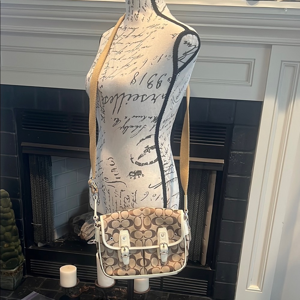 Stylish Tan and Cream Women's Bag